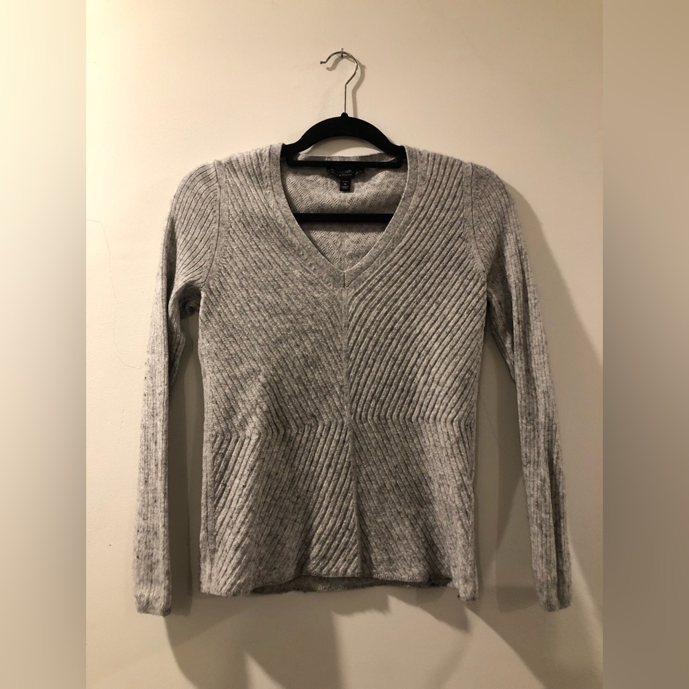 Banana Republic - Women’s Wool-Cashmere Blend Sweater - Light Grey